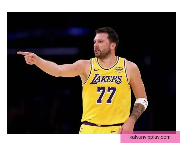 布朗称赞东契奇天生得分本能与投篮手感堪称独一无二