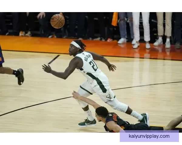 班凯罗呼吁球队保持专注 强调通过分享球让每位球员都有机会展现